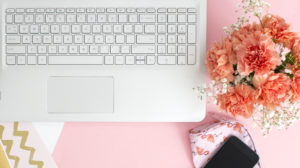 The Best Facebook Groups for Mom Bloggers